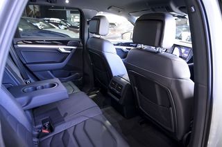 Volkswagen Touareg   Prem Eleg 3.0 V6 TDI 210kW Tip 4M