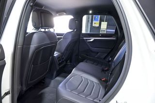 Volkswagen Touareg   Prem Eleg 3.0 V6 TDI 210kW Tip 4M