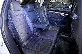 Volkswagen Touareg   Prem Eleg 3.0 V6 TDI 210kW Tip 4M