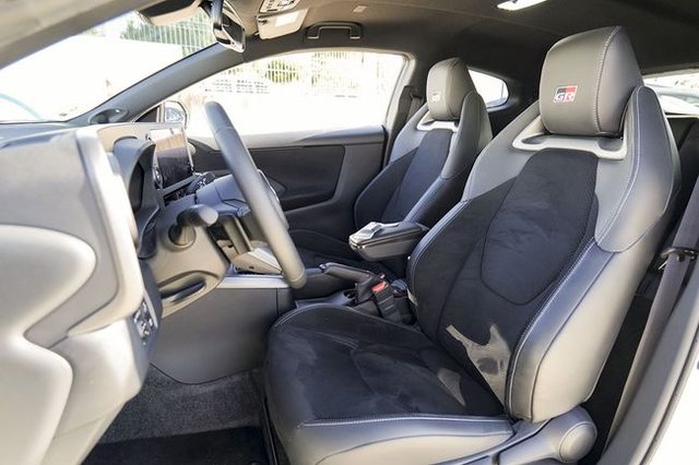Toyota GR Yaris 1.6T 280 RZ AT TOURING PACK