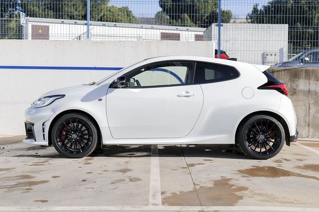 Toyota GR Yaris 1.6T 280 RZ AT TOURING PACK