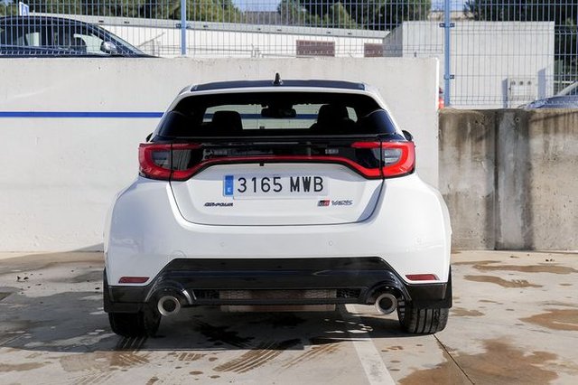 Toyota GR Yaris 1.6T 280 RZ AT TOURING PACK