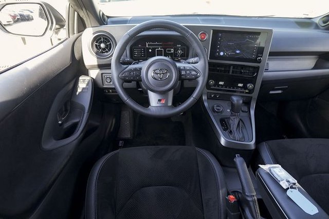 Toyota GR Yaris 1.6T 280 RZ AT TOURING PACK