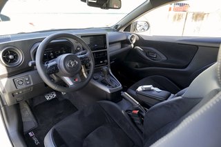 Toyota Yaris 1.6T 280 RZ A/T + TOURING PACK