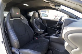 Toyota Yaris 1.6T 280 RZ A/T + TOURING PACK