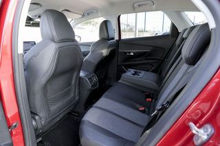 Peugeot 3008   1.5L BlueHDi 96kW 130CV SS Allure