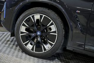 BMW iX3   80 kWh M Sport