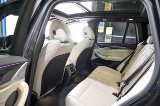BMW iX3   80 kWh M Sport