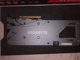 Tarjeta Gráfica Gigabyte RX 6600 XT 8GB