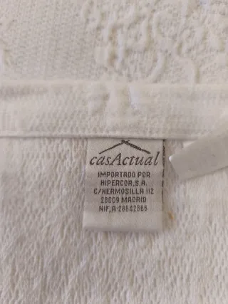 Colcha algodón blanca sin estrenar.Cama de 1,50