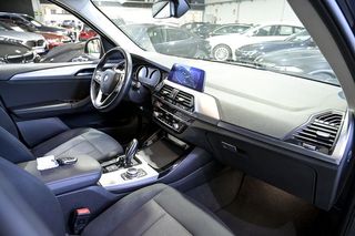 BMW X3   xDrive20d