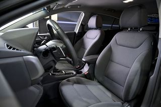 Hyundai IONIQ   1.6 GDI PHEV Klass DCT