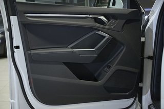 Audi Q3   45 TFSI e 180kW S tronic S Line