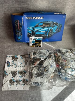 Technic Bugatti Chiron 4031 pezzi Lego