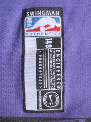 Camiseta Lakers 6 Nike Talla M