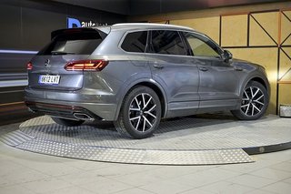 Volkswagen Touareg   Prem Eleg 3.0 V6 TDI 210kW Tip 4M