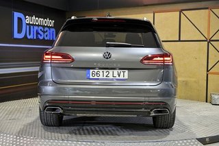 Volkswagen Touareg   Prem Eleg 3.0 V6 TDI 210kW Tip 4M
