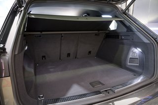 Volkswagen Touareg Prem Eleg 3.0 V6 TDI 210kW Tip 4M