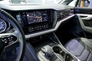 Volkswagen Touareg Prem Eleg 3.0 V6 TDI 210kW Tip 4M