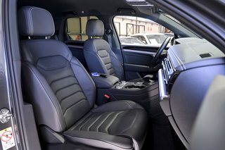 Volkswagen Touareg Prem Eleg 3.0 V6 TDI 210kW Tip 4M