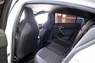 Opel Insignia    2.8 V6 Turbo OPC