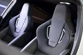 Opel Insignia    2.8 V6 Turbo OPC