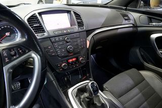 Opel Insignia    2.8 V6 Turbo OPC