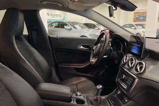 Mercedes CLA MERCEDES-BENZ  CLA 200