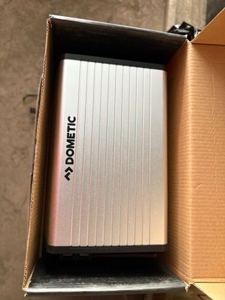 DOMETIC PERFECTPOWER DCC1212-40 A Booster cargador