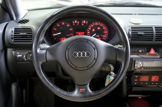 Audi S3 1.8 T quattro