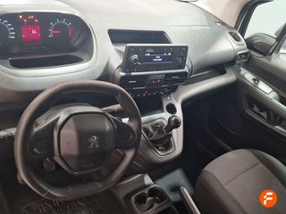 Peugeot Partner Partner Furgón Diesel Partner 1.6BlueHDI S&S Pro Standard 600kg 100, 73kW/99 PS, 1560 cm³, 3