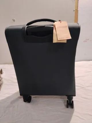 Maleta de viaje American Tourister buscador de mar