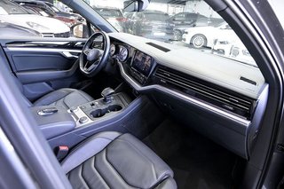 Volkswagen Touareg   Prem Eleg 3.0 V6 TDI 210kW Tip 4M