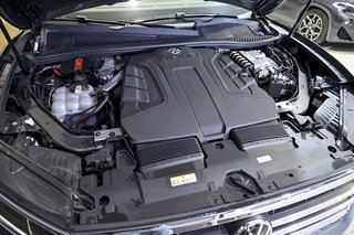 Volkswagen Touareg Prem Eleg 3.0 V6 TDI 210kW Tip 4M