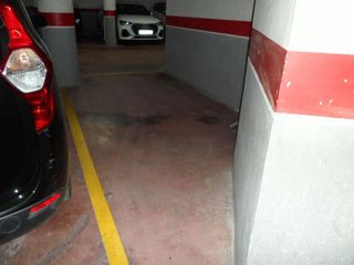 Garaje en venta en Can Clota en Esplugues de Llobregat