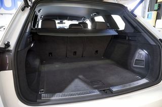 Volkswagen Touareg   Prem Eleg 3.0 V6 TDI 210kW Tip 4M