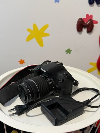 Canon EOS 800D Cámara DSLR