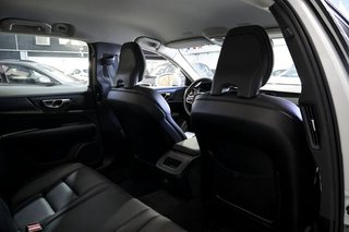Volvo V60 2.0 B4 D AWD Cross Country Pro AUTO