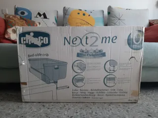 Cuna Chicco Next 2 Me +  2 juegos de sábanas