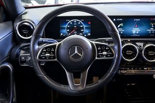 Mercedes Clase A MERCEDES-BENZ  A 180 d