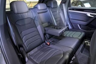 Volkswagen Touareg   Prem Eleg 3.0 V6 TDI 210kW Tip 4M