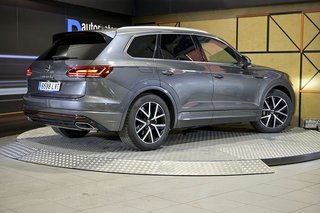 Volkswagen Touareg   Prem Eleg 3.0 V6 TDI 210kW Tip 4M