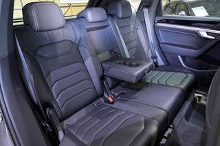 Volkswagen Touareg   Prem Eleg 3.0 V6 TDI 210kW Tip 4M