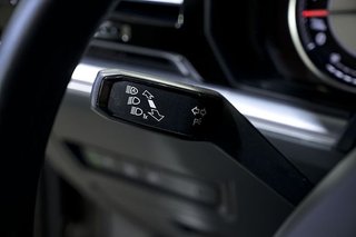 Volkswagen Touareg   Prem Eleg 3.0 V6 TDI 210kW Tip 4M