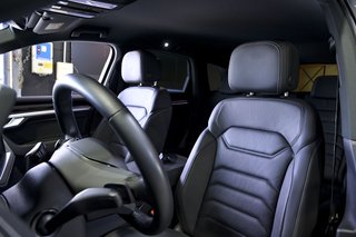 Volkswagen Touareg Prem Eleg 3.0 V6 TDI 210kW Tip 4M
