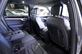 Volkswagen Touareg Prem Eleg 3.0 V6 TDI 210kW Tip 4M