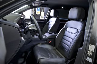 Volkswagen Touareg Prem Eleg 3.0 V6 TDI 210kW Tip 4M