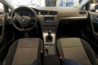 Volkswagen Golf   Advance 1.6 TDI 105cv BMT