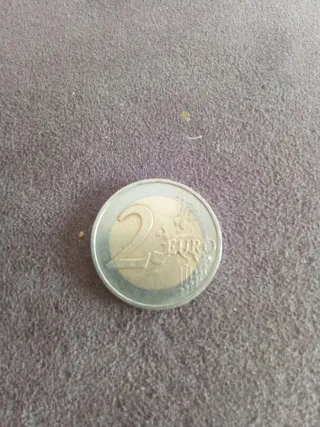 Moneda 2€ Águila 2011 con muchos errores muy rara