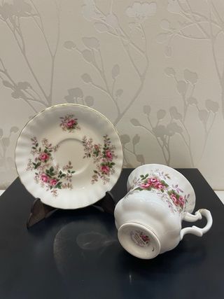 Taza de té Royal Albert Lavander Rose